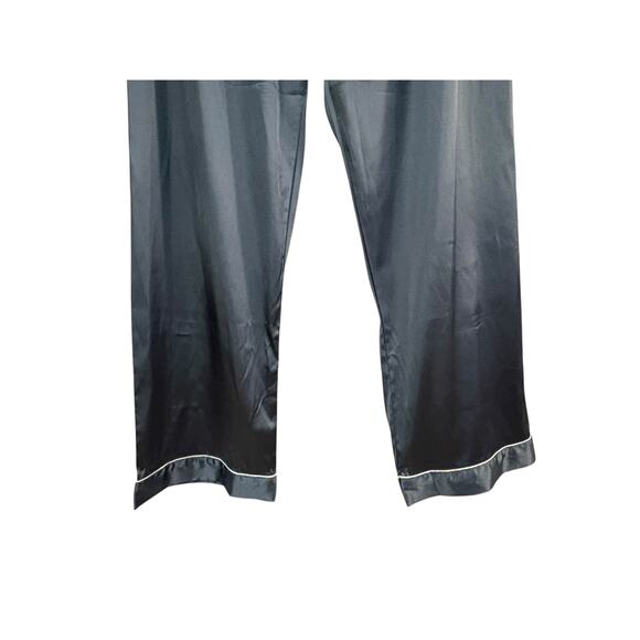 Womans Silky Feel Gray Pajama Set Top & Bottoms Button Up Top Unbranded Large - Picture 8 of 14